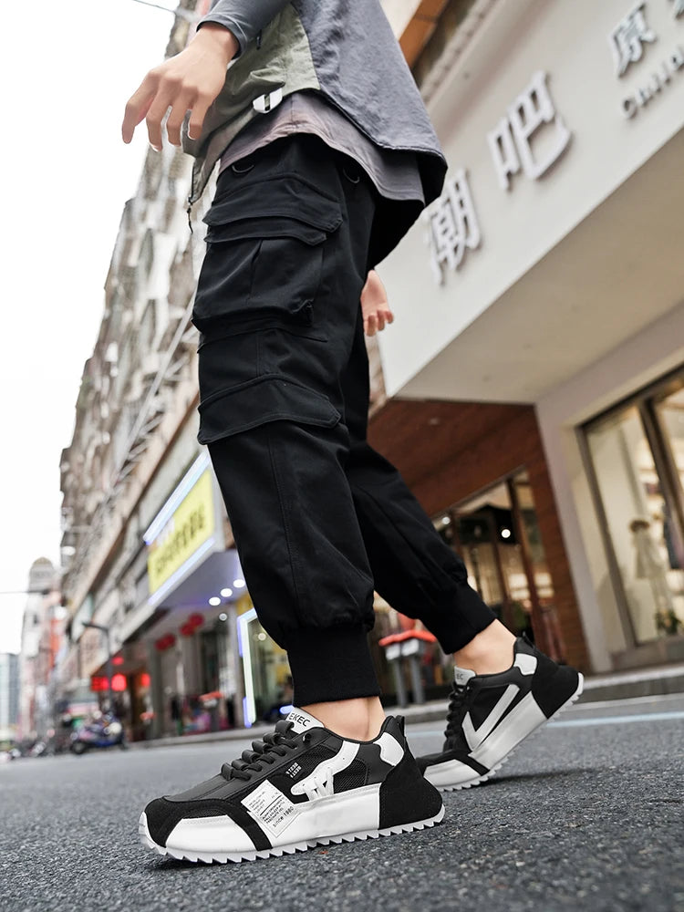 Men Luxury Sneakers Sports Shoes Moccasins Chunky Men Casual Sneakers Comfortable Breathable Trend Designed Personality Shoes