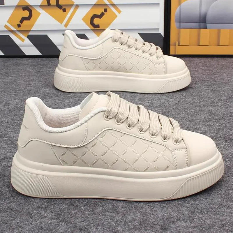 2025 new men's shoes spring and autumn flat-soled casual leather shoes sports shoes black and white men's thick-soled breathable